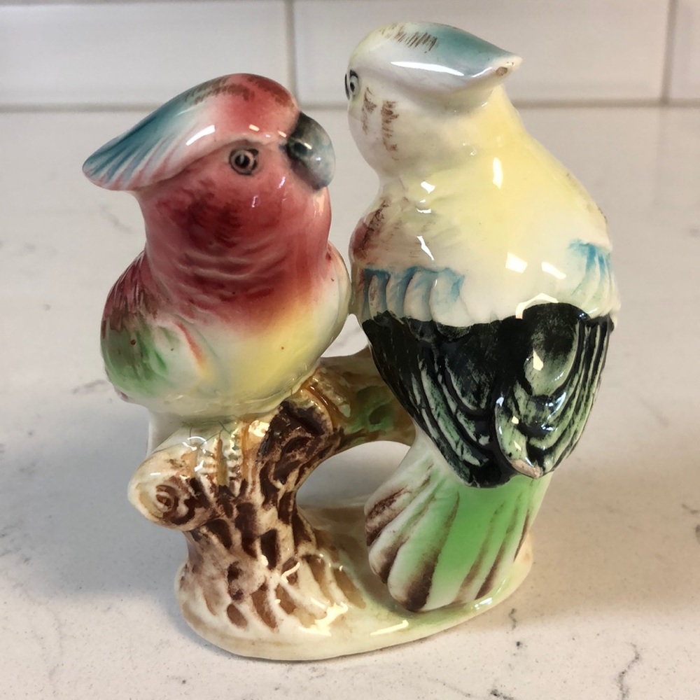 Vintage Made In Japan NAPCO Parrots Budgies Crested Birds Figurine